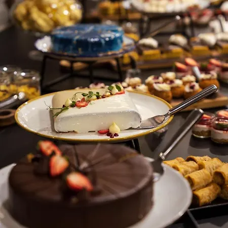 Gorski & Ξενοδοχείο Κοπαόνικ