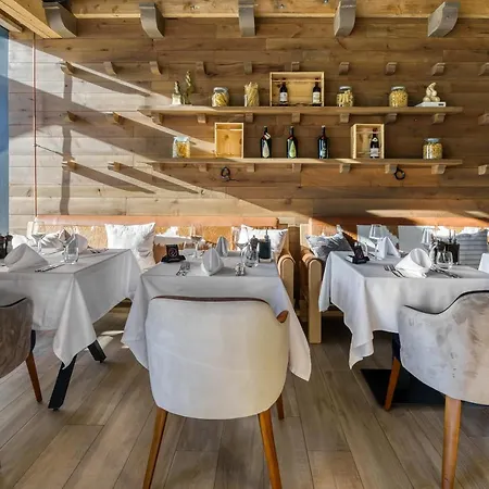 Gorski & Κοπαόνικ