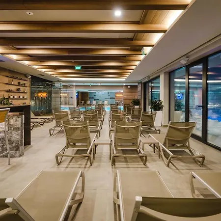 Ξενοδοχείο Gorski & 4*