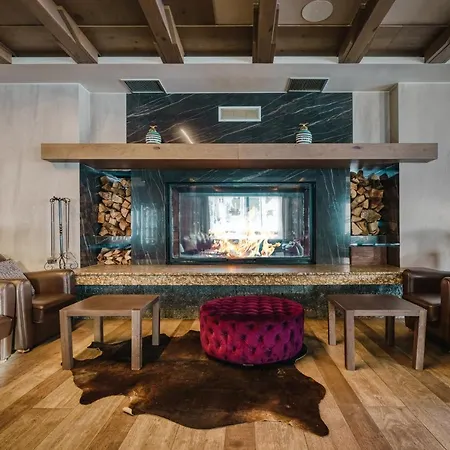 Gorski & Ξενοδοχείο Κοπαόνικ