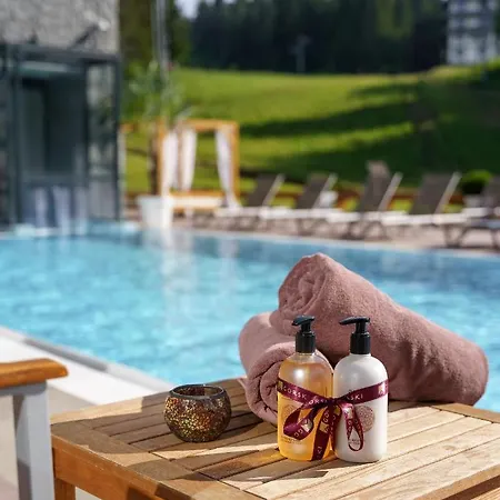 Gorski & Ξενοδοχείο Κοπαόνικ