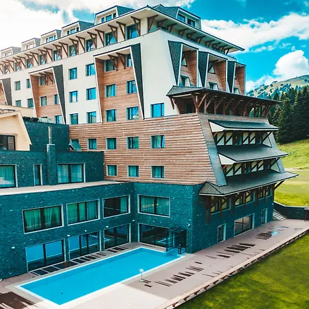 Gorski & Ξενοδοχείο Κοπαόνικ