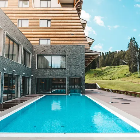 Ξενοδοχείο Gorski & 4*